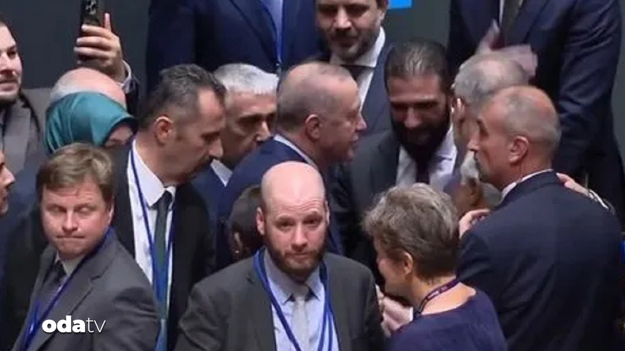 newyork kulisleri ayakustu gorustuler cOLHZV62