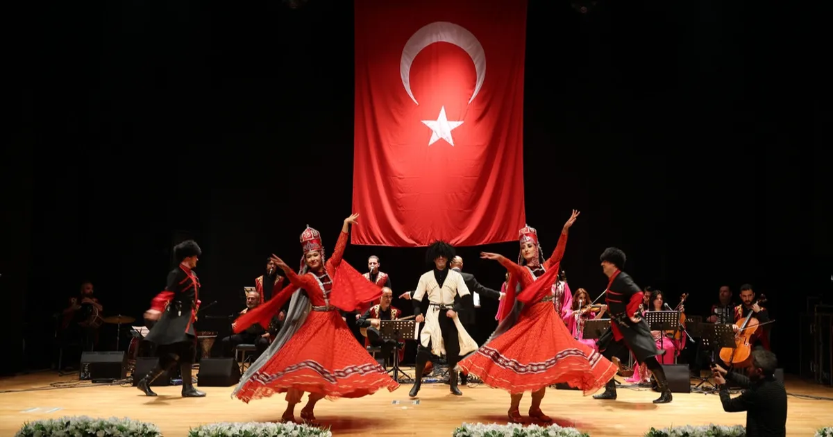 turk dunyasindan kayseri talasa gorkemli veda NbTD3Php.webp