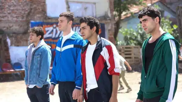 Tv yayin akisi 20 temmuz pazartesi bugun hangi kanalda ne var SUaZspl9